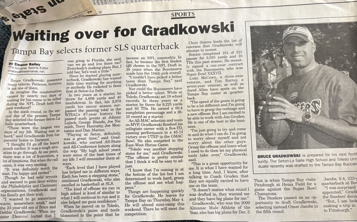 bgradkowski5's tweet image. Hard to believe it’s been 20 years since I was drafted to Tampa Bay.
Moments like that remind me how many people played a role in the journey.
Anything worth achieving at a high level takes a great team around you.
Grateful for my family, friends, and coaches who helped make it