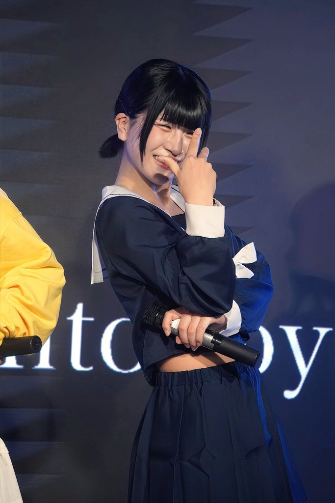 4.23 ヒトノユメ 秋葉原サウンドノート
夢見日和 Vol.6
鈴宮みりさん✨️

厨二病生徒会長だったみりさん😂
「おっ！ジョジョ好きなのか！？🥹」と思ったらそうでもなく🤣

でもダンスのパフォーマンスにシビれる！あこがれるゥ！✨️
#ヒトノユメ #鈴宮みり #ヒトノユメはオレノユメ #260423イベント