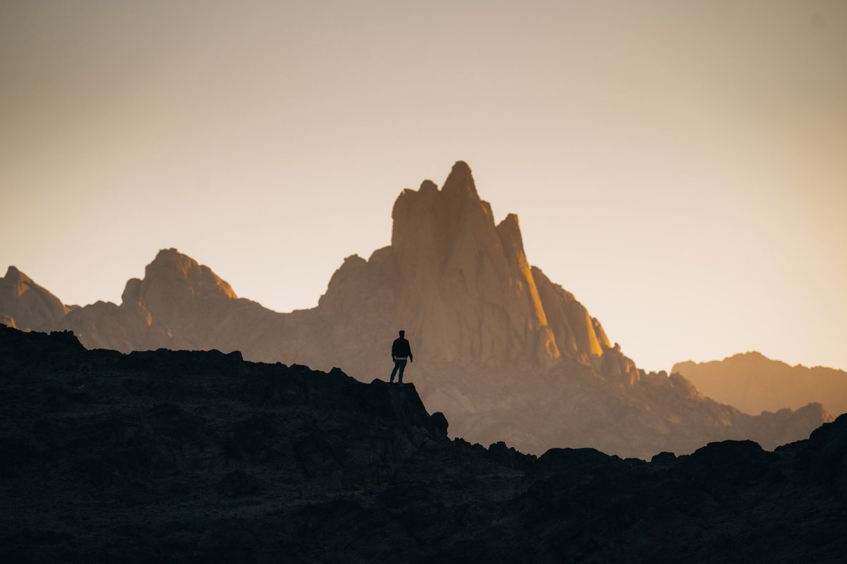 motivated_life1's tweet photo. Feeling lost in life's journey? 🌿✨
Take a timeout and escape to reconnect with your inner plans.
Sometimes all you need is a little distance away
to think and find your way back.
#Getaway, #Reconnect, #Findyourpath https://t.co/EczmSjynLV