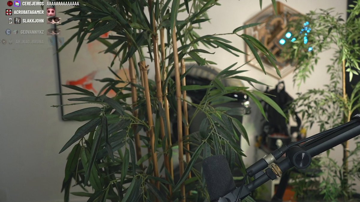 O Cellbit ta diferente...