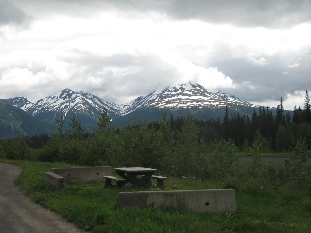DriveBC's tweet image. Did you know #BritishColumbia has the widest diversity of ecosystems in 🍁 with its coastlines, rainforests, grasslands, mountains plus 🍁's only desert? Come for a visit, stay for a lifetime.