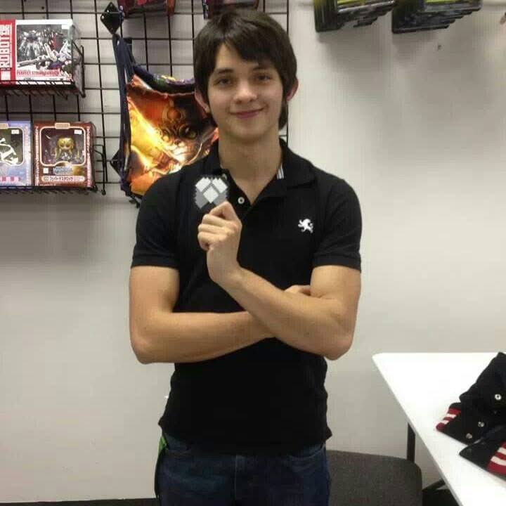 DevinTLegend's tweet photo. Fun fact in 2013 I won 10 local Pokemon Tourneys, and had over 999 hours in X/Y

Y'all will see me on my Pokemon Champions grind for a lil while

using some of my OG 2013 mons https://t.co/PpATzm08V9