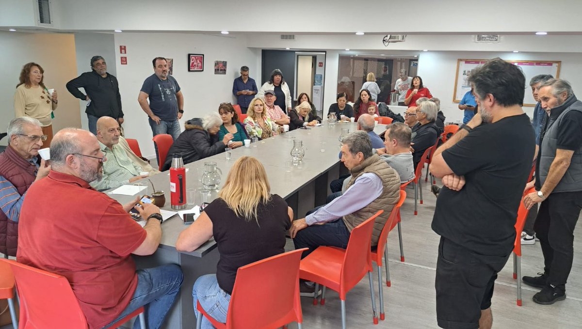 sutepami's tweet photo. Ahora reunión con organizaciones de jubilados, hablando sobre la situación prestacional de PAMI https://t.co/d41NqLPaM3