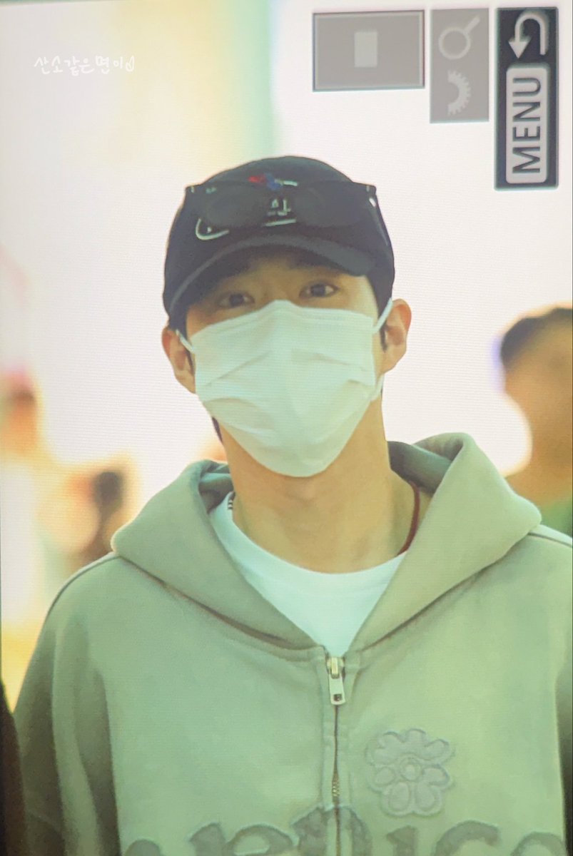 산소같은면이🫧 tweet media