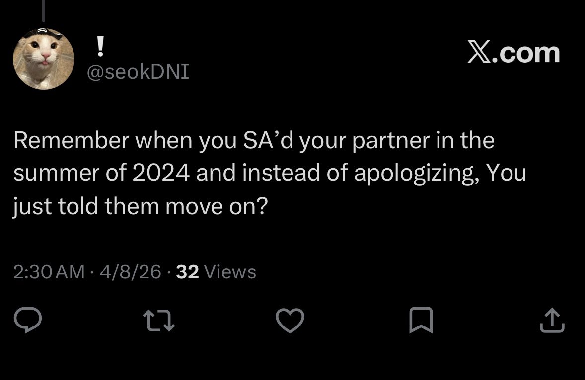 seokDNI's tweet photo. @gummuibear DEACTIVATE AGAIN PLZ https://t.co/ef3EXNnVRA