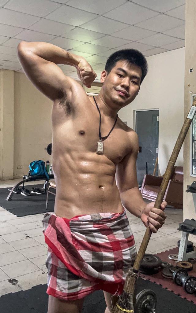 ชอบผ้าขาวม้าทหาร เสื้อซับใน-เครื่องแบบทหาร tweet media