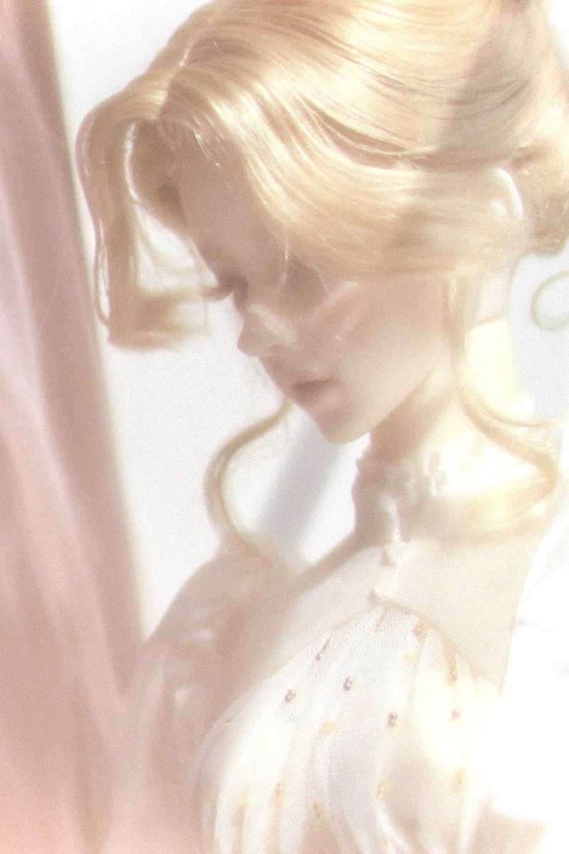 𝚈𝙾𝚉𝙸 (@_juneandjuly_) on Twitter photo 