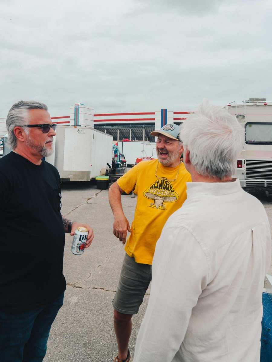 RRRawlings's tweet photo. Never miss a good hunt 😏 Back at the Pate Swap Meet — been coming out here for over a decade and it never gets old! Same dust, same deals, same crew.

Caught up with some old friends, walked miles of parts, and yeah… might’ve found a few things I “needed” 😈 https://t.co/a0pha5YgF4