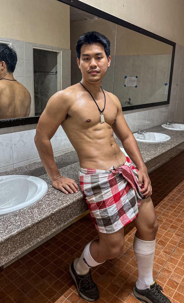 ชอบผ้าขาวม้าทหาร เสื้อซับใน-เครื่องแบบทหาร tweet media