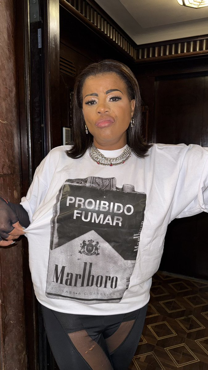 Tati Quebra Barraco tweet media