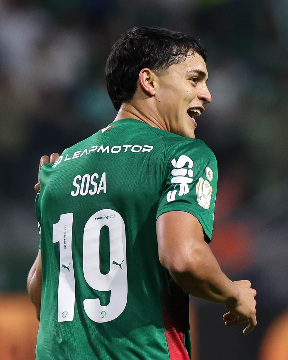 Atacante de raça! ⚽🔥