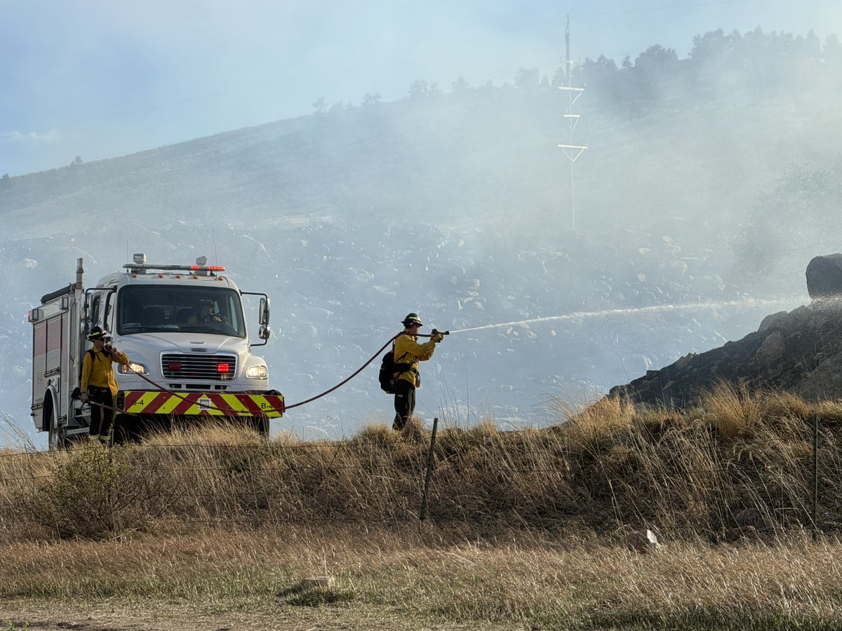 poudrefire's tweet photo. UPDATE:
Firefighters continue to build suppression lines around the fine.  Air resources have been ordered to support the operation. 

Loveland Fire Rescue Authority, Larimer County Emergency Services, and Wellington Fire Protection District are assisting in suppression efforts. https://t.co/HmrXM3oHXs
