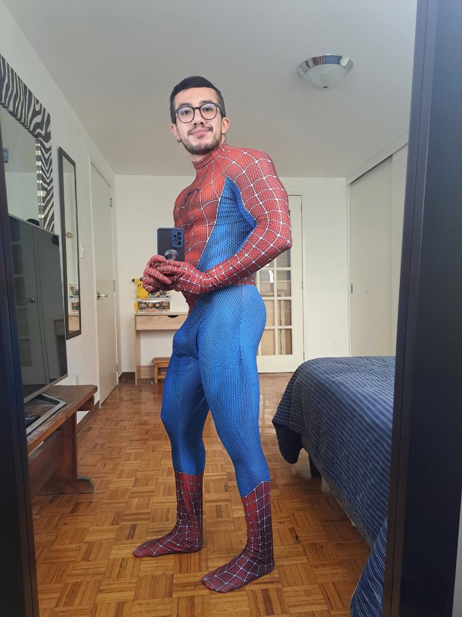 GEORGEMHMH tweet media