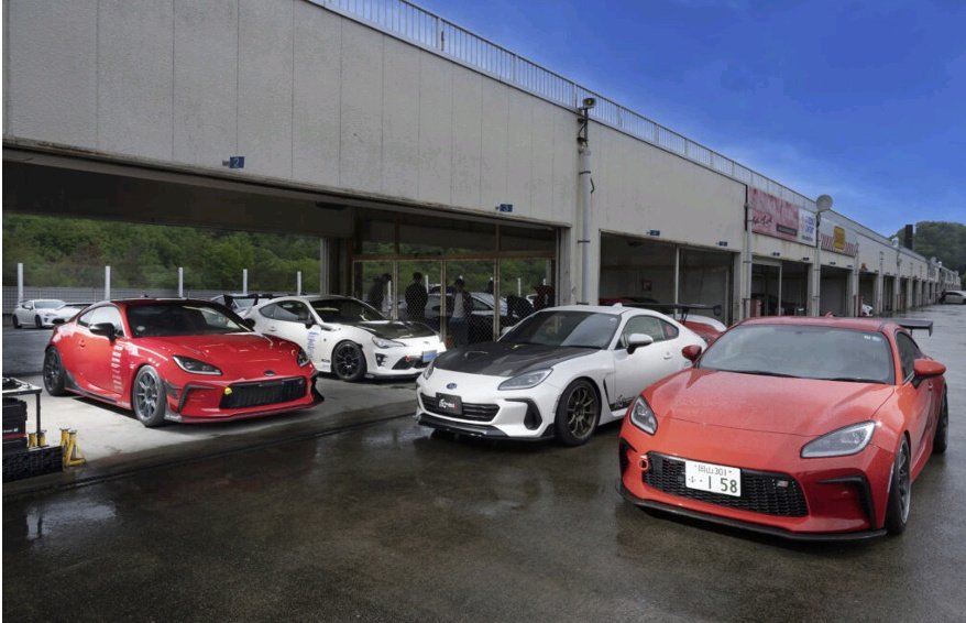86 BRZ AVENGERS in KANSAI tweet media