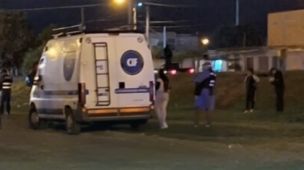 CuartoPoderSalt's tweet photo. La apuñaló 3 veces, mientras los niños veían todo | https://t.co/ZhD4FN1331 https://t.co/tO8wLWSunh