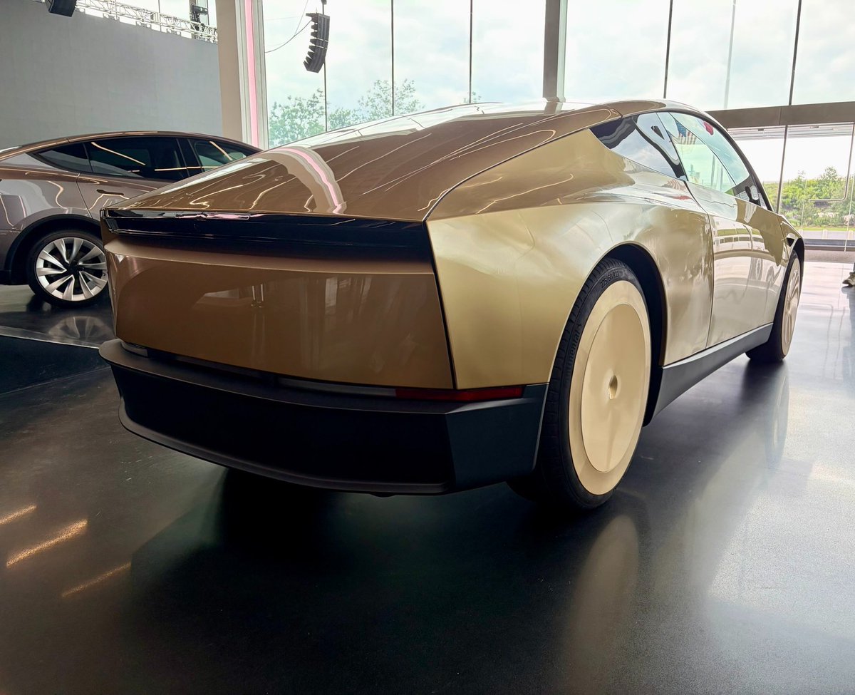 Nic Cruz Patane tweet media