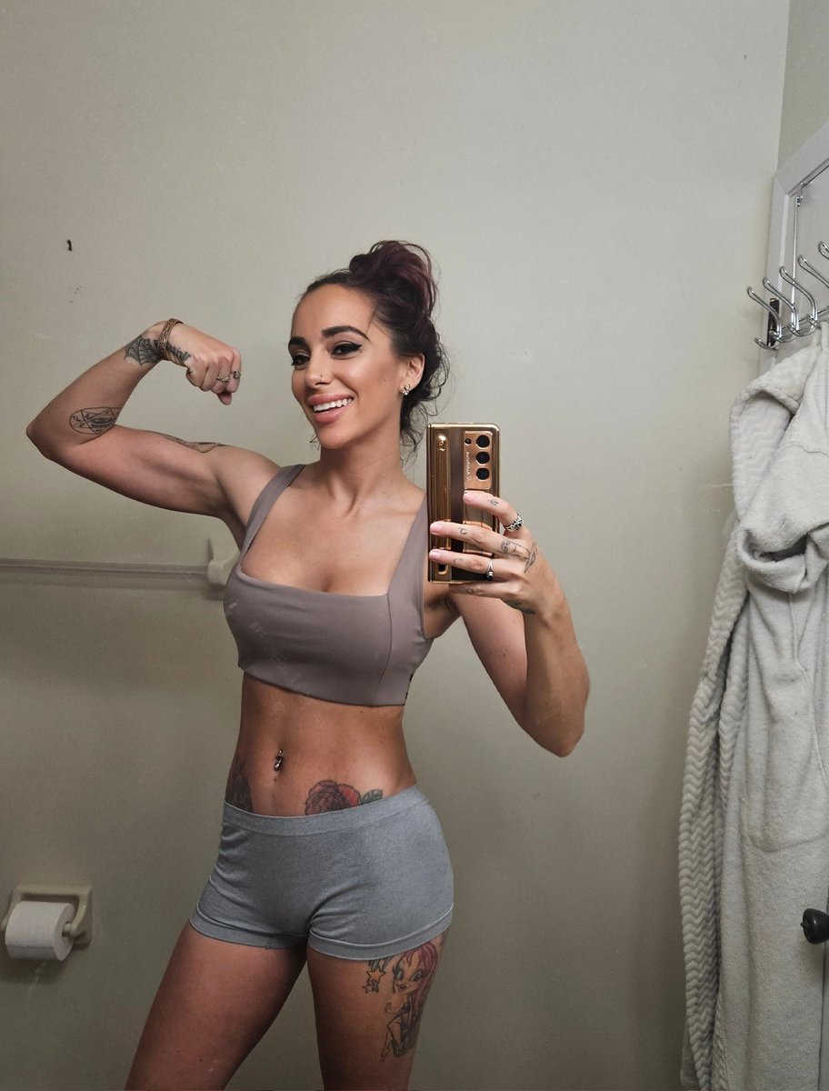 Koven 🖤✨ tweet media