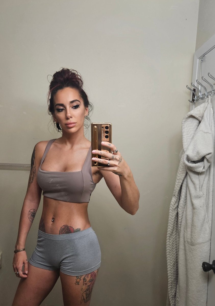 Koven 🖤✨ tweet media