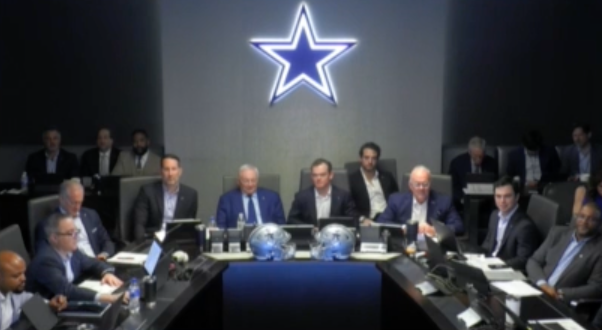 Blogging The Boys tweet media