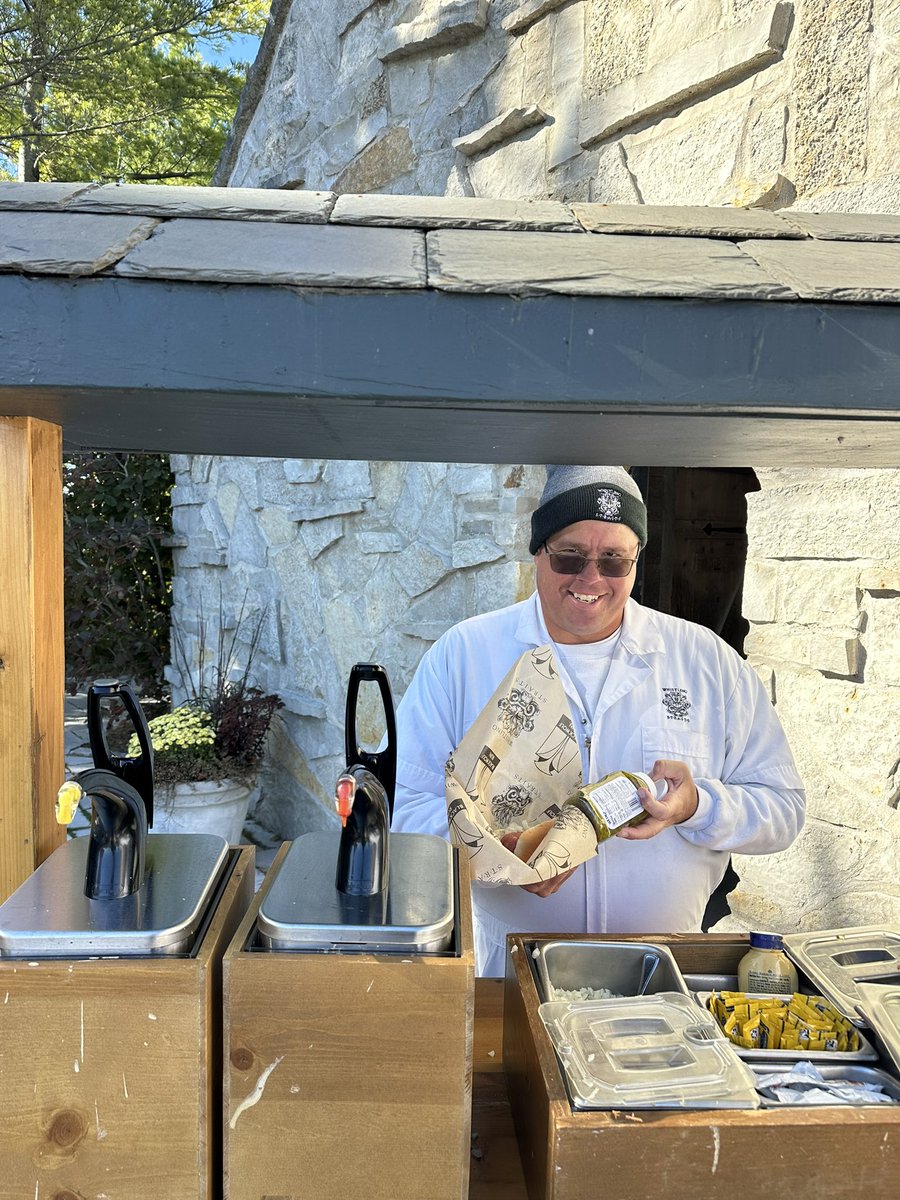 Mark the Caddie tweet media