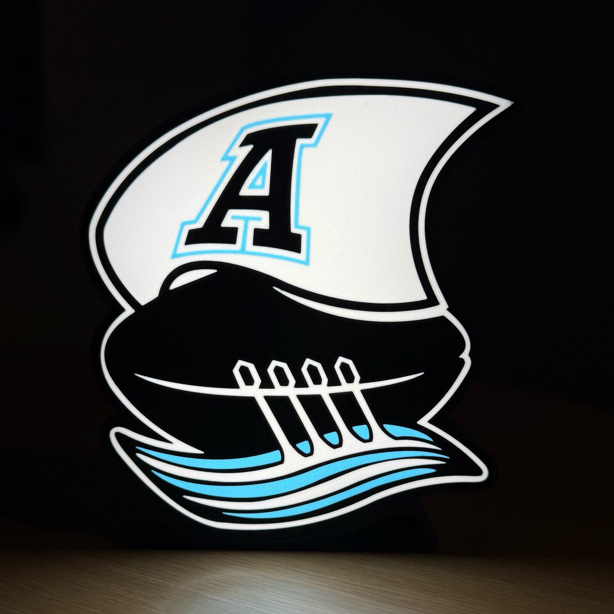 foundry780's tweet photo. Originally teased this one a couple of weeks ago… 👀

Toronto Argonauts lightbox, as requested by @Argoholics, is complete!

The newest addition to my CFL lightbox series supporting @cflffc. Really happy with how this one turned out!🏈 https://t.co/FyrBQJNJoA