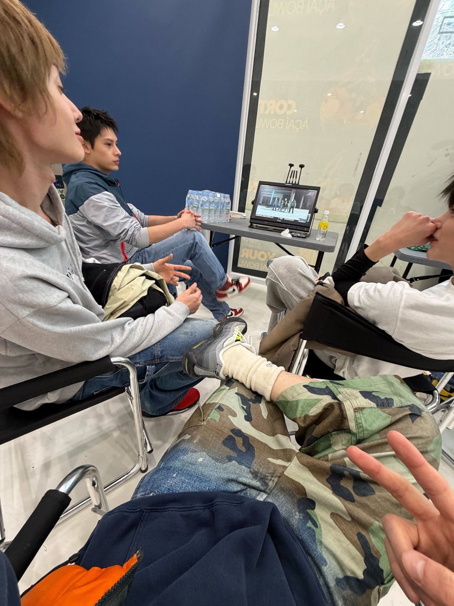 isis | cortis lore ♡ tweet media