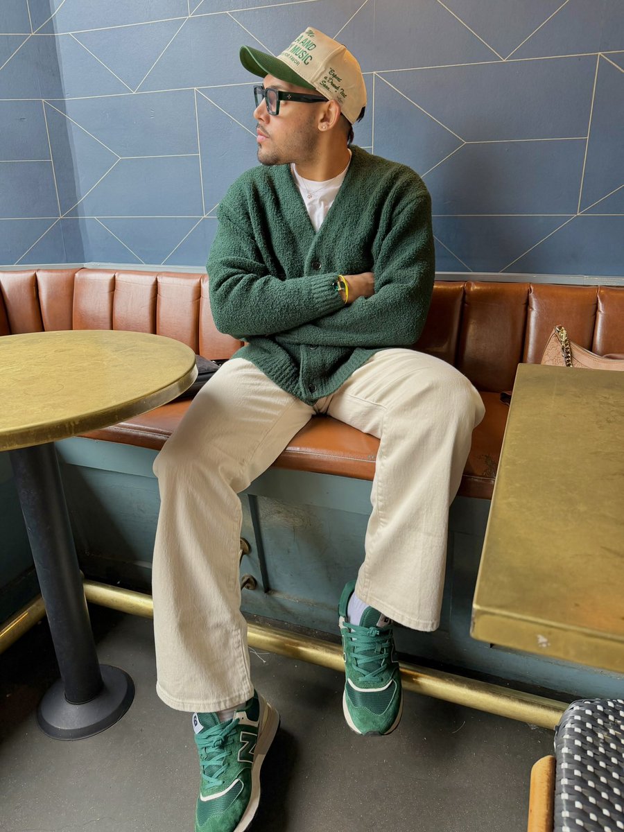 almightycarlos_'s tweet image. Headed wherever the subway takes us  🚇#nyc