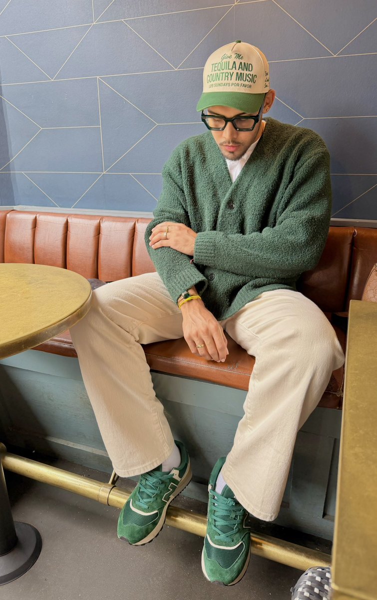 almightycarlos_'s tweet image. Headed wherever the subway takes us  🚇#nyc