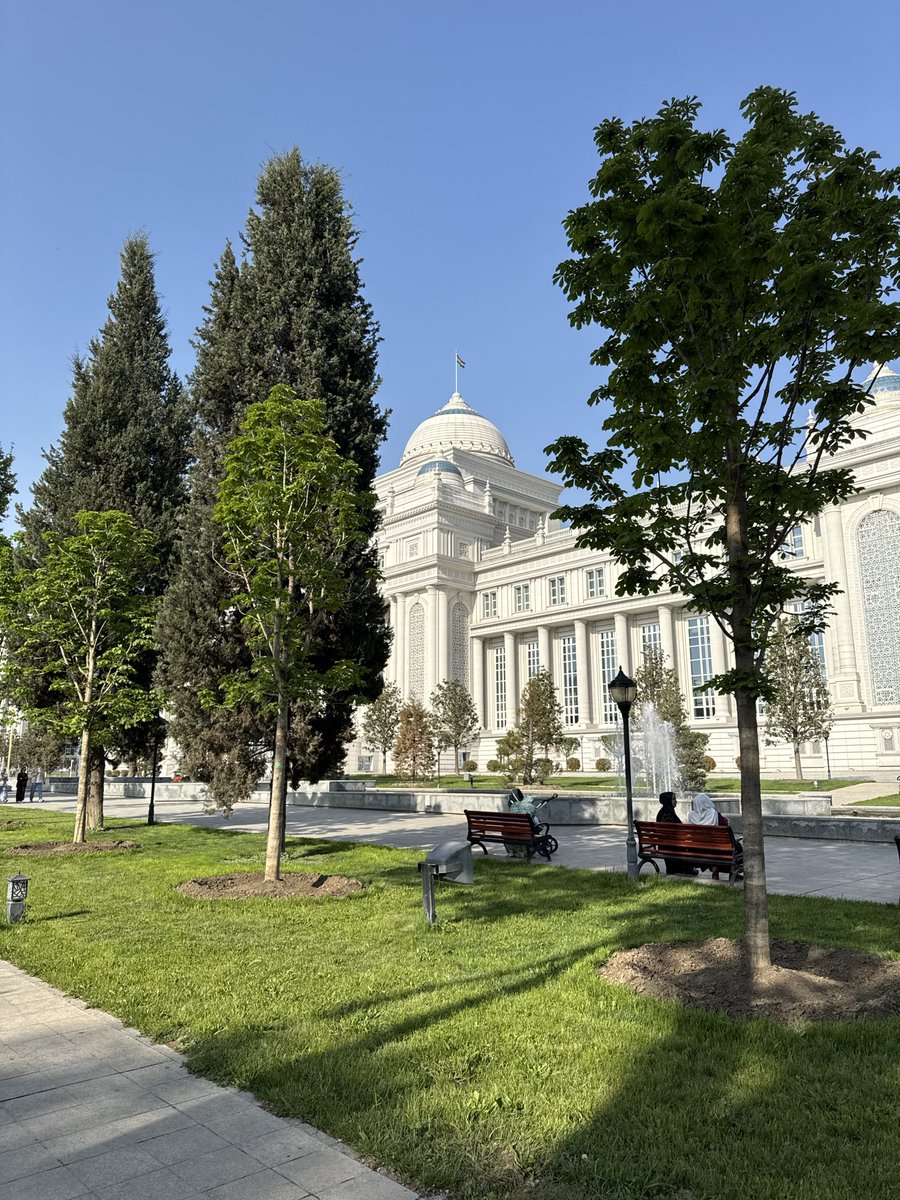 ByMikosh's tweet photo. INVESTMENT TRIP | 3  
 
I had to stay in Tajikistan, the next plane is only in a day
 
Today I was exploring Dushanbe and I can't believe my eyes, damn it's a very beautiful city, I visited many places and saw the sights, I like it here! We will continue exploring Dushanbe tmrw https://t.co/g2ZRQ7m9WX