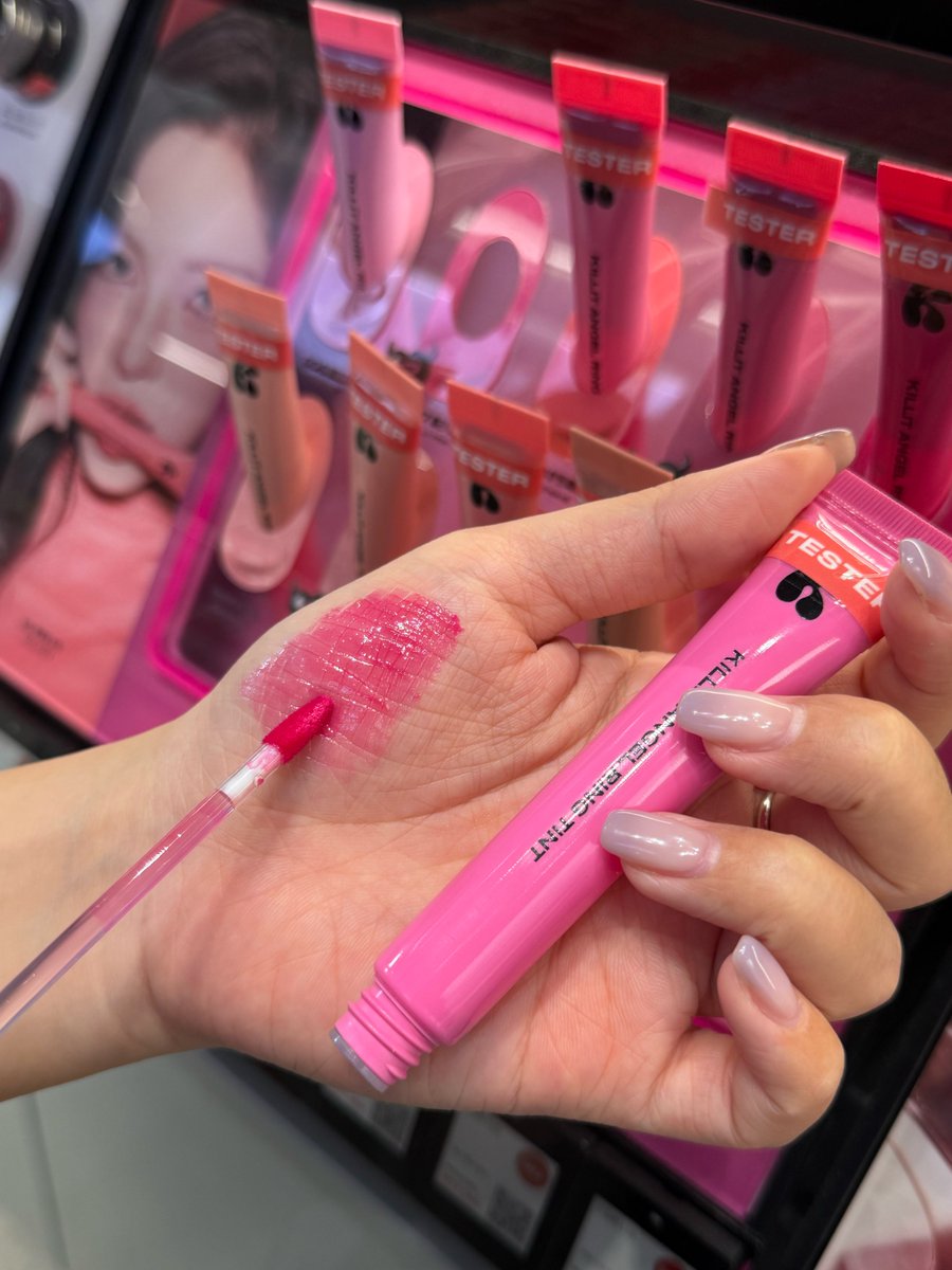 killit_official's tweet photo. MUSINSA MEGASTORE SEONGSU OPEN 🖤

💄킬릿 성수 등장…⋆⭒˚💄

총 4F 규모의 새로운 공간에서
신제품부터 스테디셀러까지 만날 수 있어요🙈

✔ 04.24 GRAND OPEN
📍무신사 메가스토어 성수 2F (서울 성동구 성수이로 62)