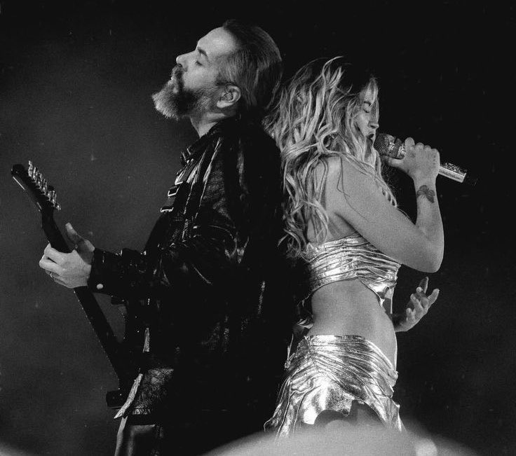 Karol G Brasil 🍍 tweet media