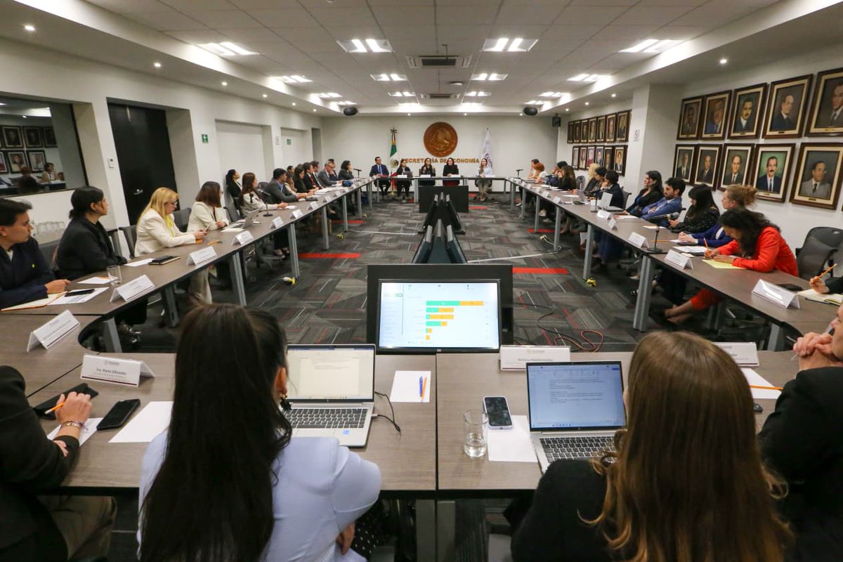 Economía México tweet media