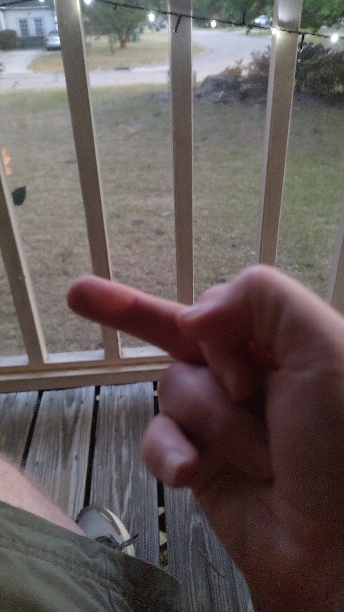 FooteHQS's tweet photo. @JonnyEnglsh Are you flipping them off or giving them the thumbs up 
Notice the thumb is tucked to indicate the whole hand is flipping off no conflict between the finger and thumb https://t.co/a48z8sazfu