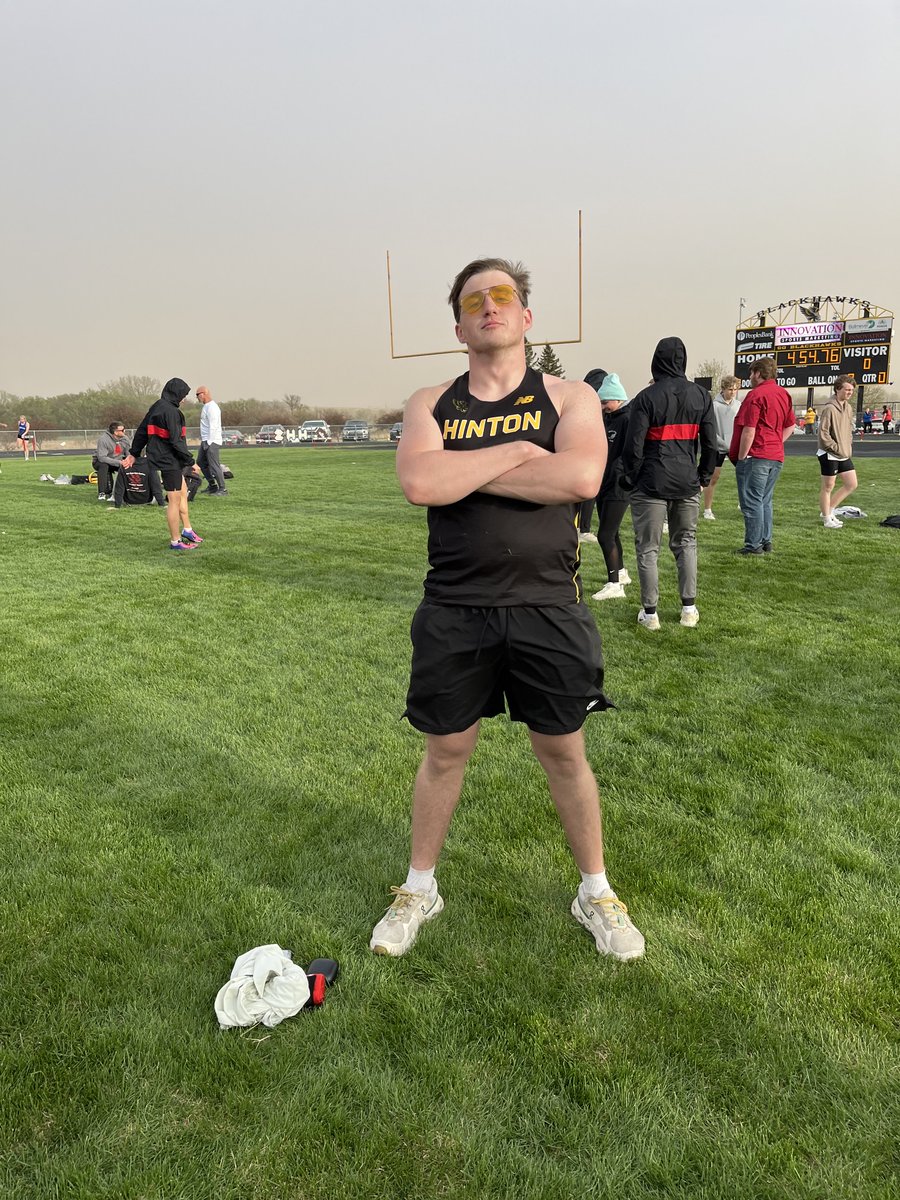 Hinton Track tweet media