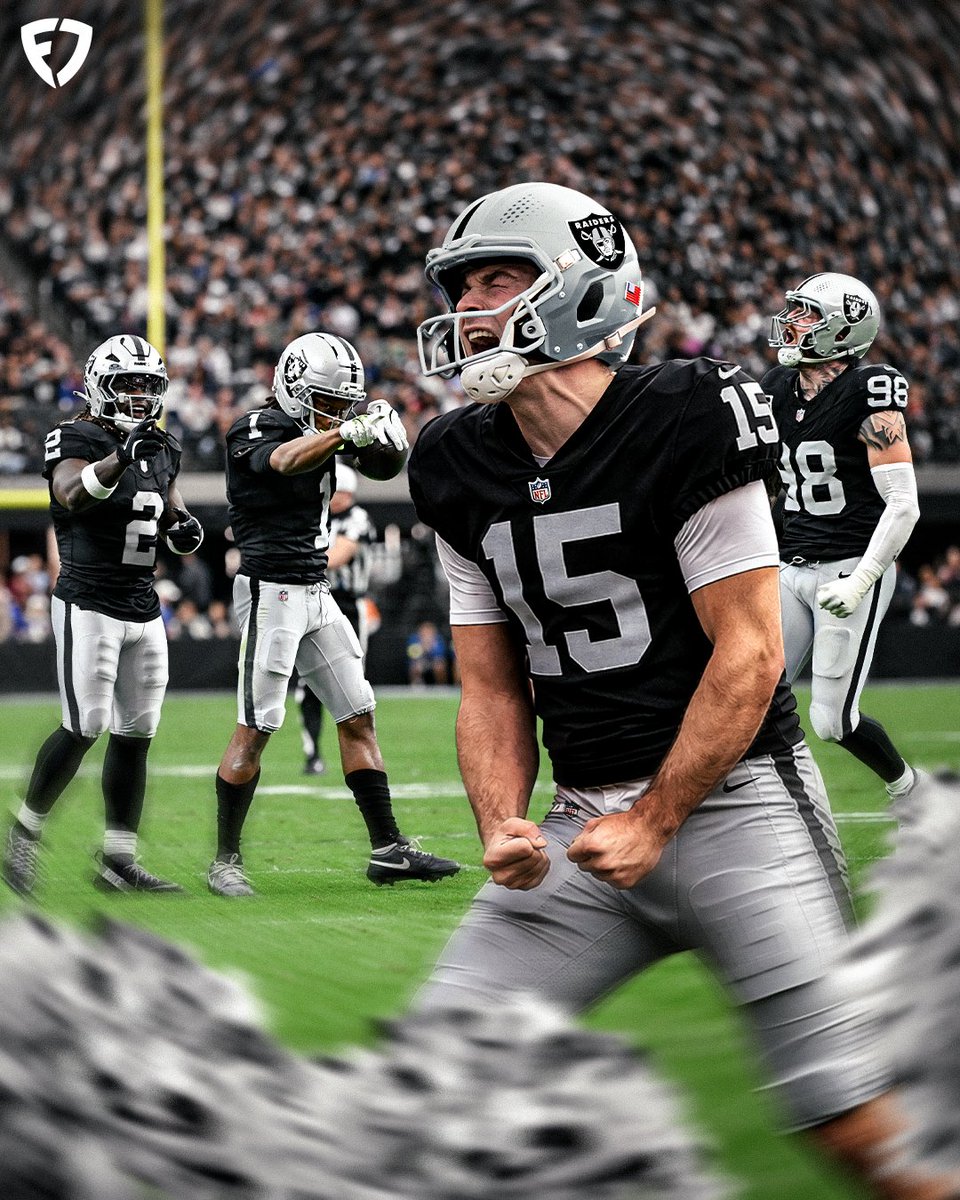 FDSportsbook's tweet image. Fernando Mendoza in the Silver and Black 🏴‍☠️

The Raiders might be back 🔥

#NFL | #RaiderNation
