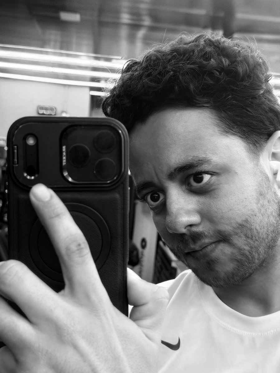 vic equilibrado tweet media
