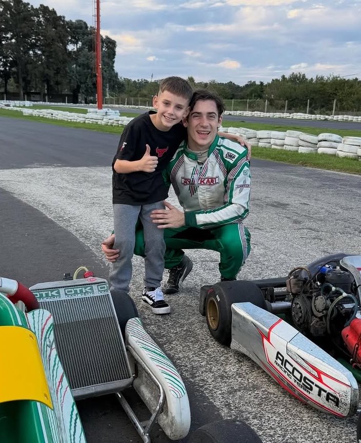 Tina ⁴³ 🎀 tweet media