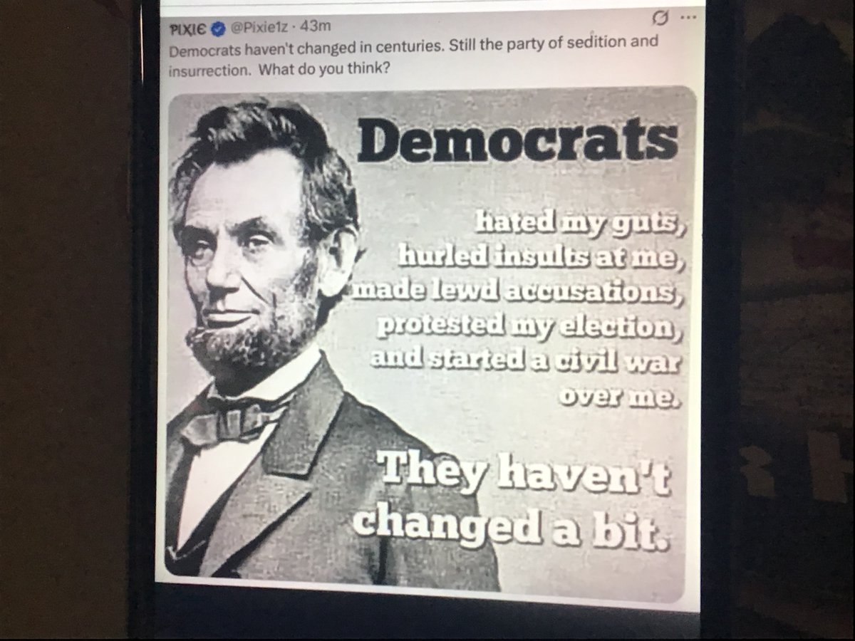 Bizz buzz 12 tweet media