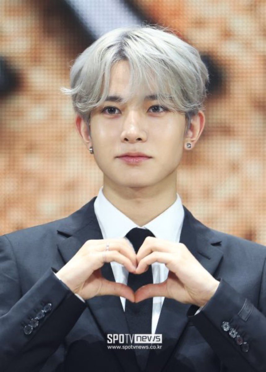 Lani 라니 tweet media