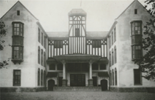 早稲田大学 坪内博士記念演劇博物館 tweet media