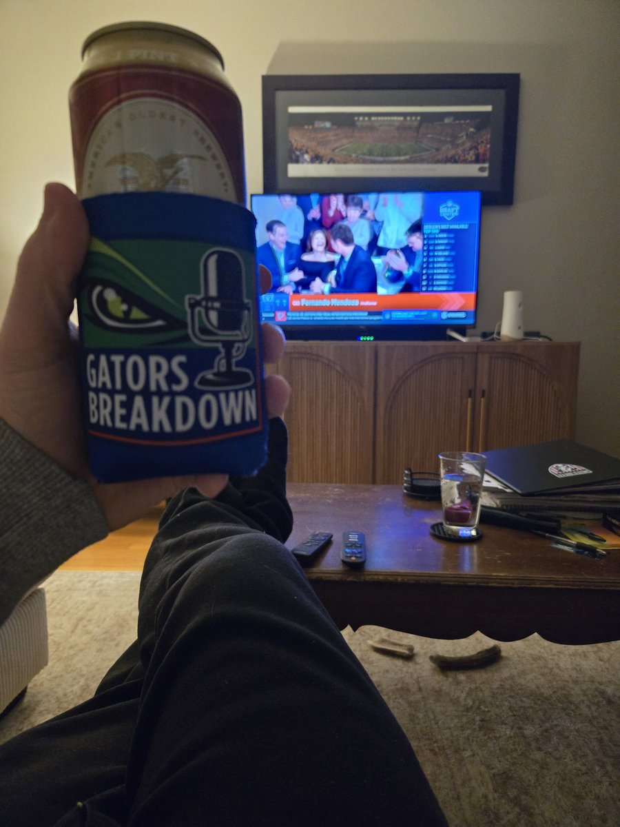 Travis. On tour. tweet media