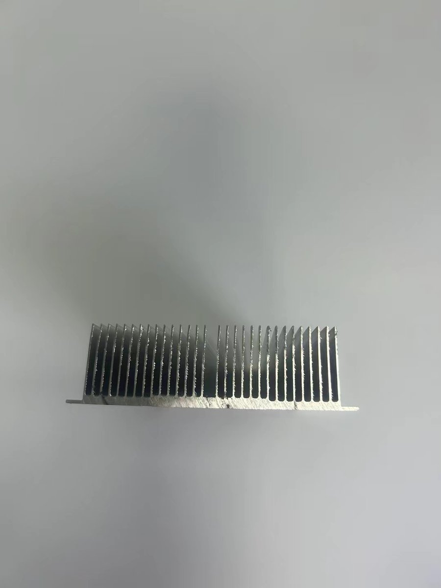 jameswang0307's tweet photo. Custom aluminum extrusion, aluminum profiles, aluminum processing, industrial aluminum profiles, radiator aluminum profiles, new energy vehicle aluminum profiles, rail transit aluminum profiles, cylinder aluminum profiles, motor housing aluminum profiles https://t.co/qNN9Dwovc9