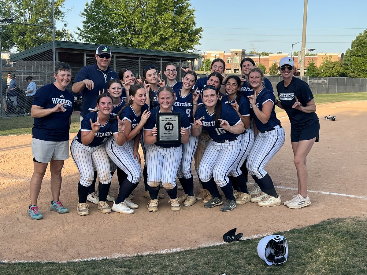 Husky_Sports's tweet image. Conference Champs 💙🥎

Your Husky Softball team takes the crown and brings home the regular season conference championship! Proud of this group for their grit, resilience, and team-first mentality all season long.
#HuskyPride