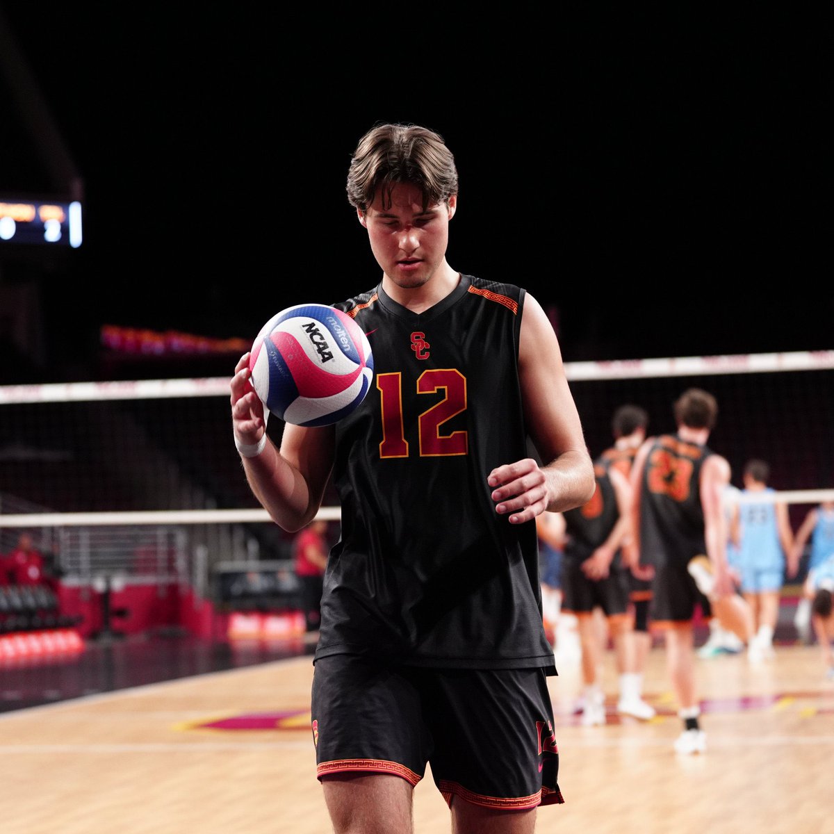 いやまたフォーリー21番着てるんだけどなんでww 21番はランゲのはずなんだけどww