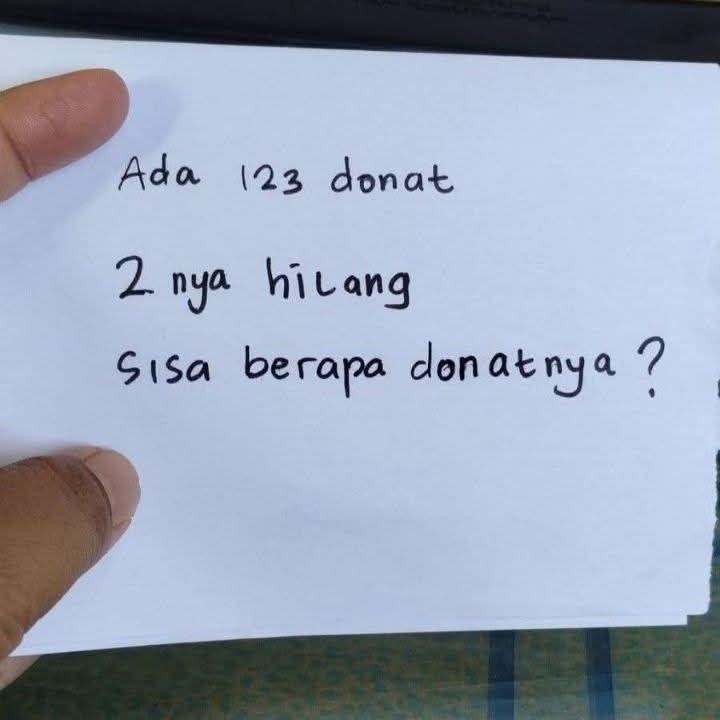 Ketawa itu GRATIS 🛩 tweet media