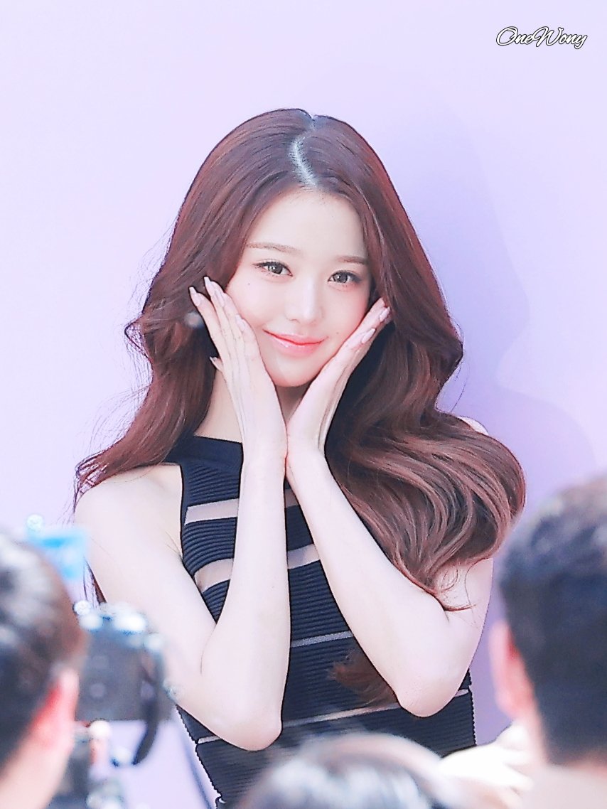 One_wony's tweet photo. 260424

#IVE #아이브 #원영 #장원영 #ウォニョン #WONYOUNG #JANGWONYOUNG https://t.co/9tzg3dXsMp