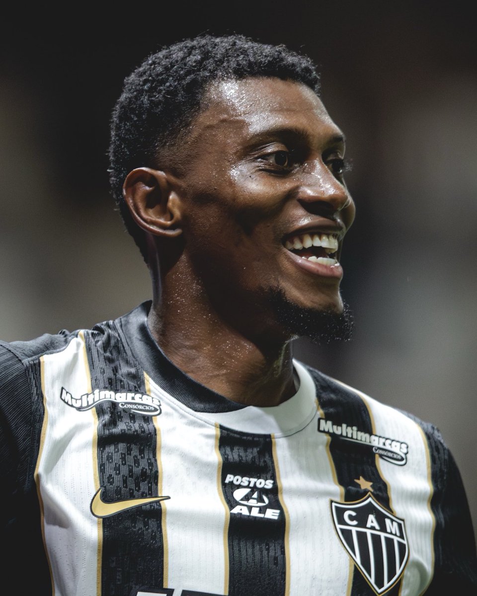 quando a luz dos olhos meus
e a luz dos olhos teus
resolvem se encontrar