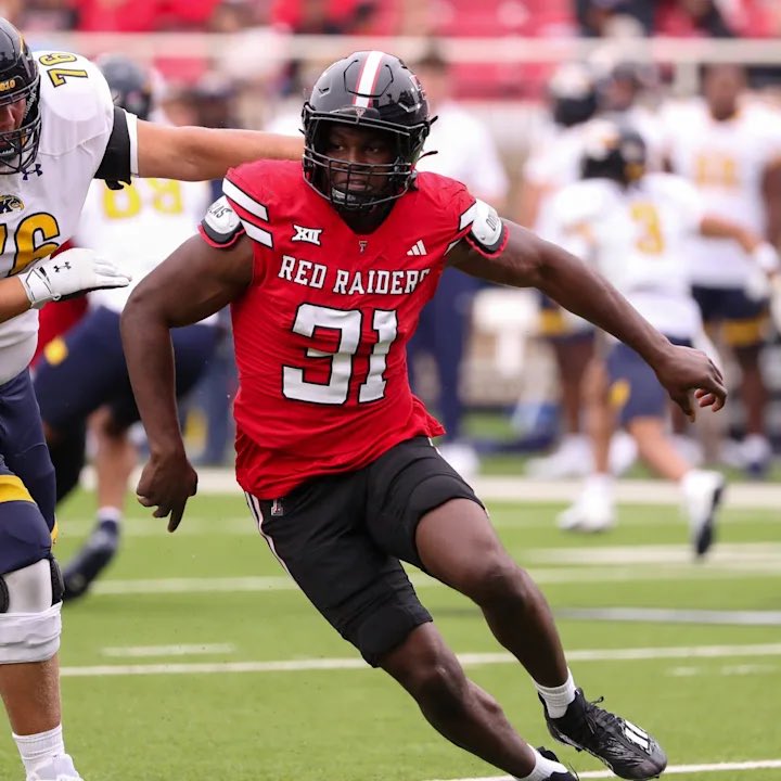 Pray for David Bailey 🙏🙏🙏

Nothings happened to him,  he just got drafted by the Jets 💔💔💔