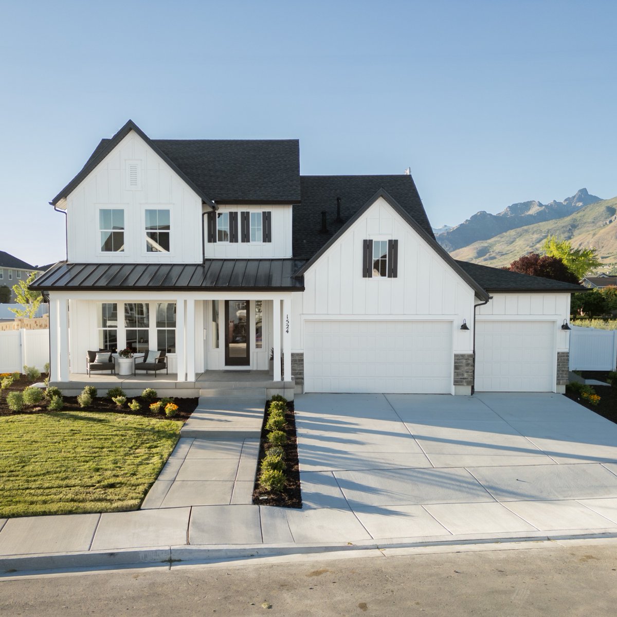 David Weekley Homes tweet media