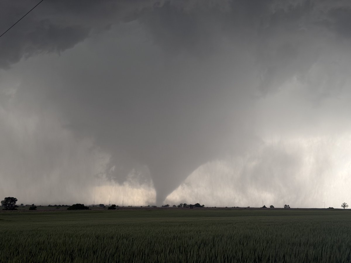 _Radarr's tweet photo. Tornado west of Braman Oklahoma #okwx https://t.co/rMnw9dhljs